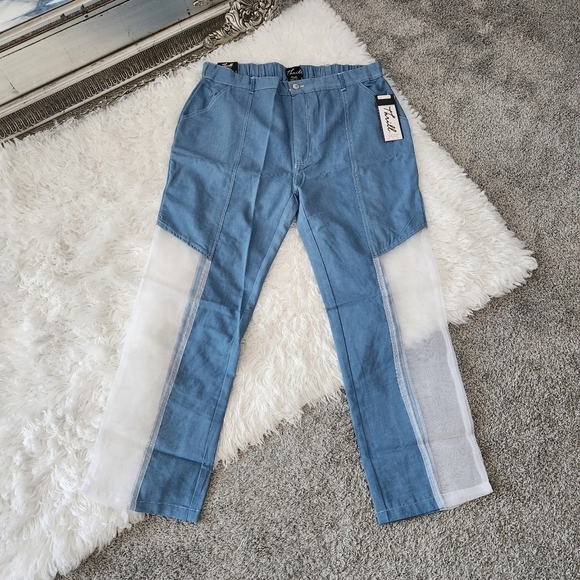 Thrill Jeans Plus Size Organza Detail Straight Leg Jeans. Light Wash. Si… - Picture 3 of 9